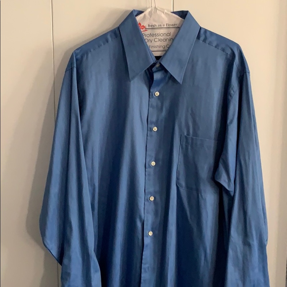 Men’s long sleeve dress shirt.